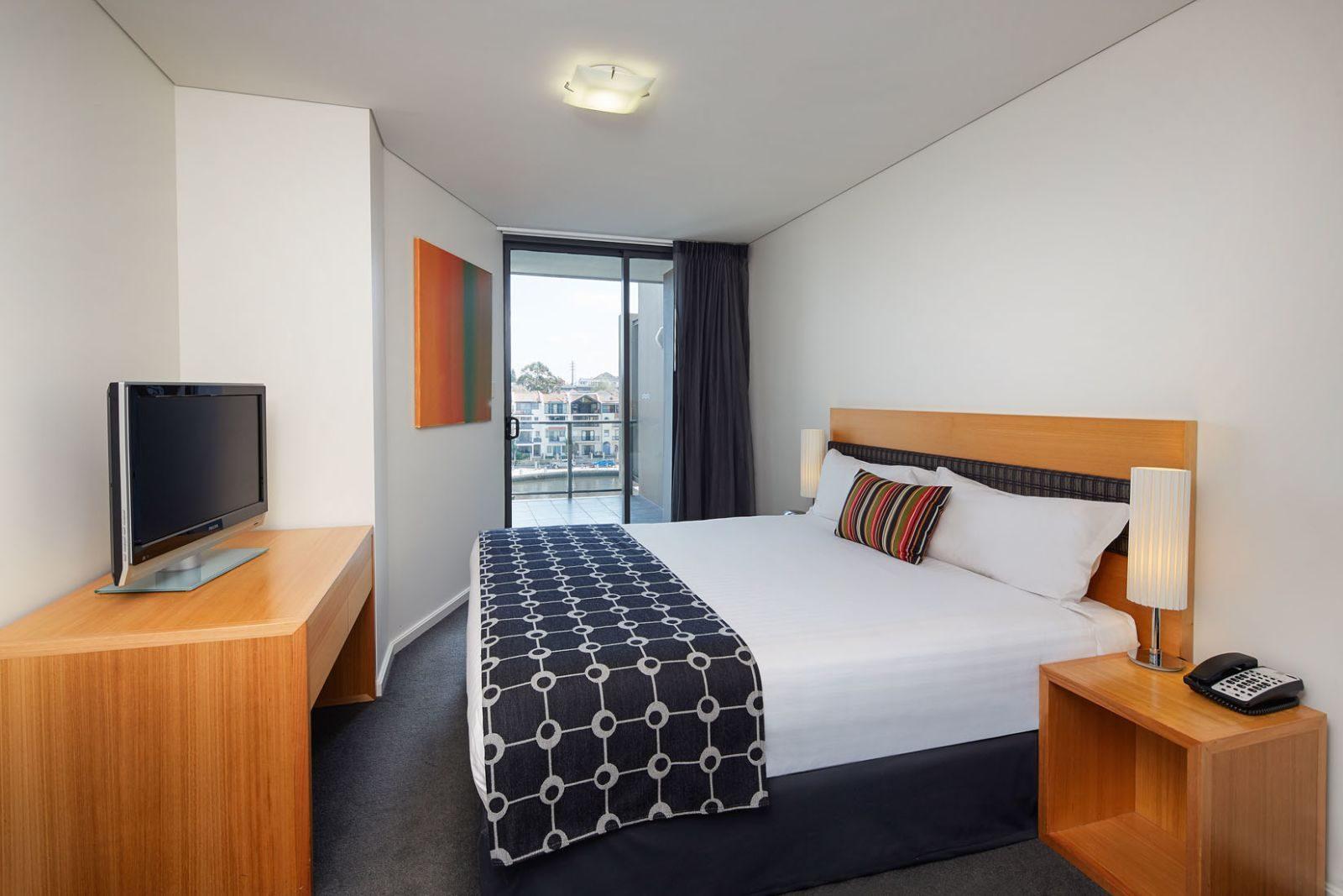 East Perth Suites Hotel Exterior foto