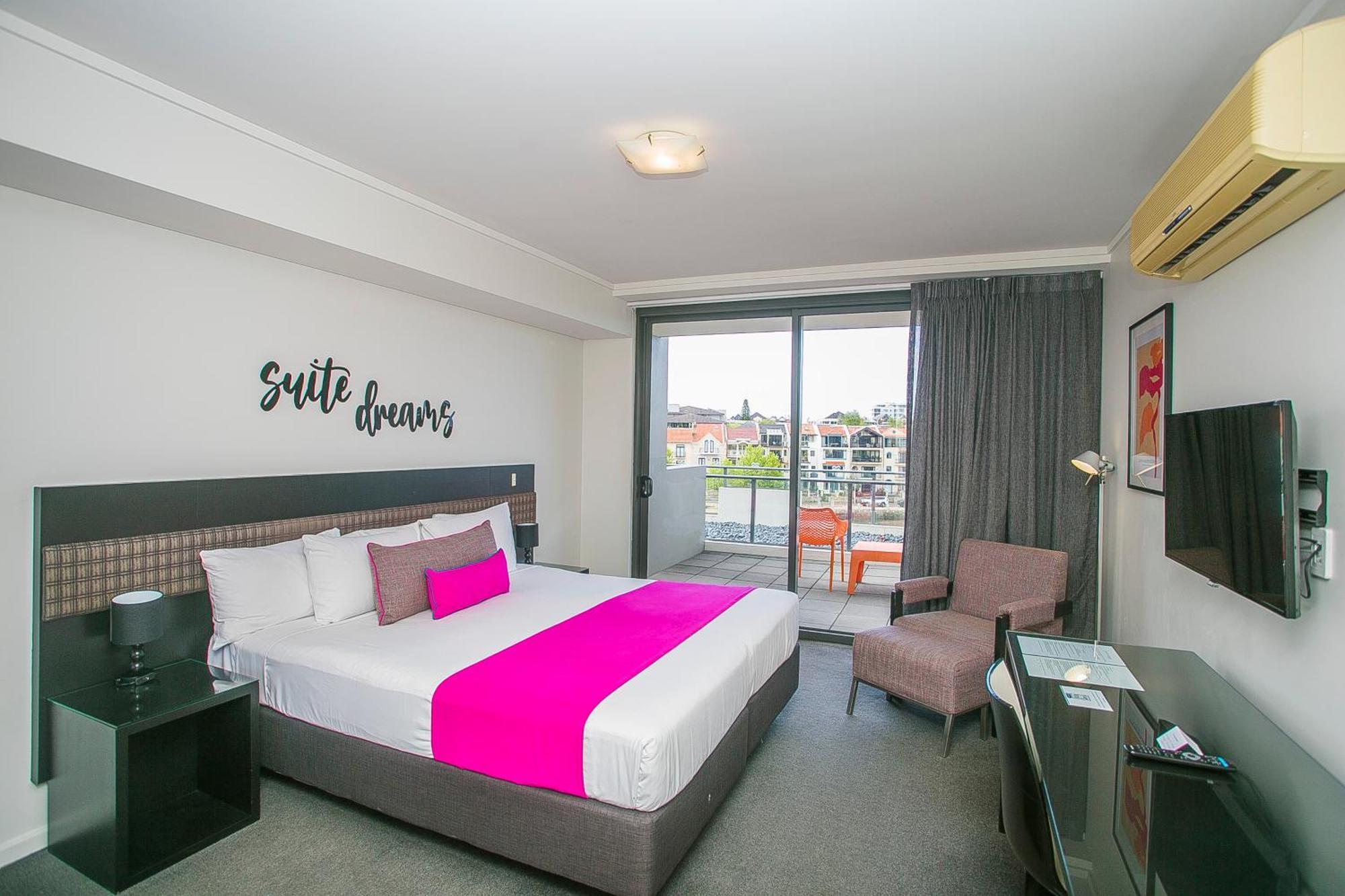 East Perth Suites Hotel Exterior foto
